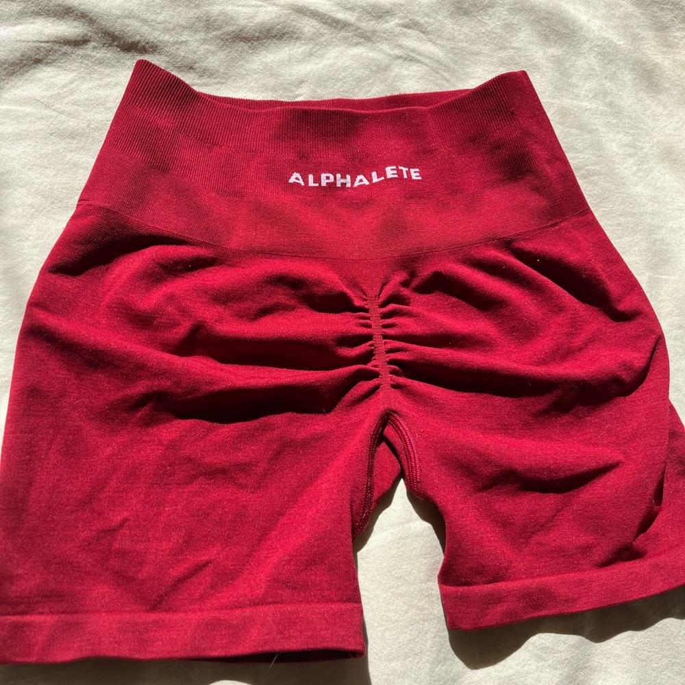 Alphalete Amplify Shorts Red Size Small